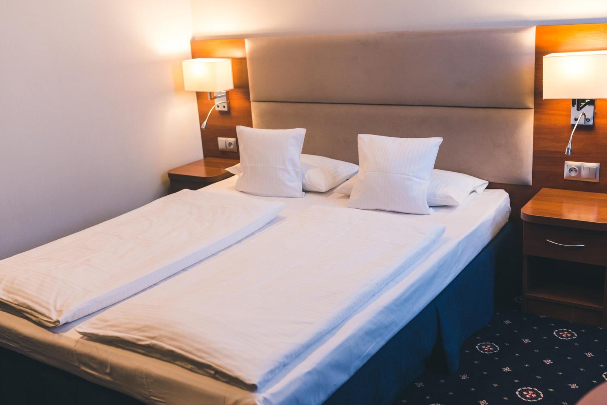 Parkhotel Lyson Inwałd Dış mekan fotoğraf